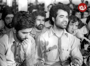 عکس| سفر در زمان؛ دستگیری یک «بازجوی ساواک» توسط نیروهای انقلابی؛ سال 1357