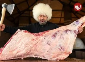 ببینید| غذای روستایی در روسیه؛ تهیه سوسیس و همبرگر خانگی با گوشت گاو در روستا