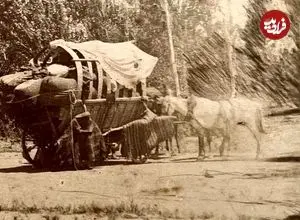 عکس| سفر به ایران قدیم؛ سه «درشکه» در جادۀ قزوین به تهران در دوران قاجار