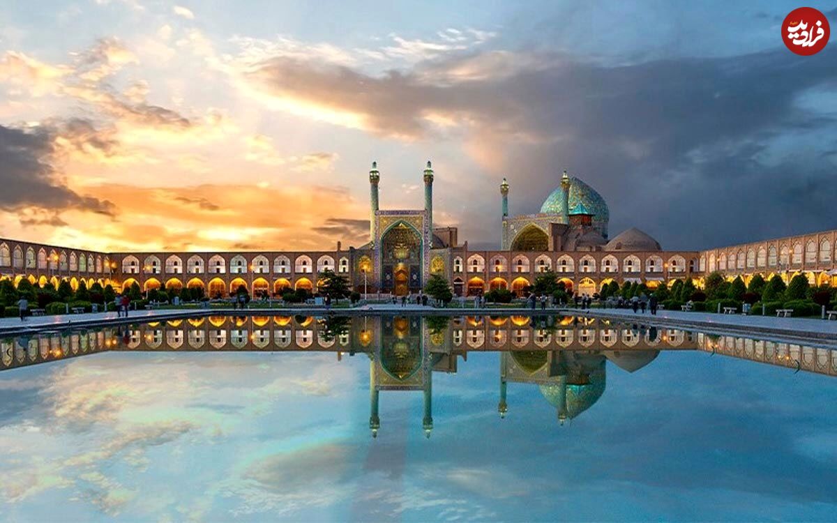 عکس؛ سفر در زمان؛ سینما نقش جهان اصفهان، تیرماه ۱۳۴۵