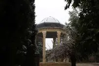 تصاویر| بارش برف در حافظیه