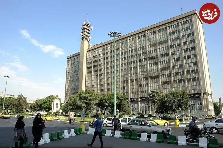 عکس| سفر زمان؛ میدان خلوت و خاکی «توپخانه» در دوران قاجار