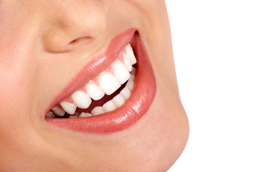 از بین بردن جرم دندان با روش‌های طبیعی