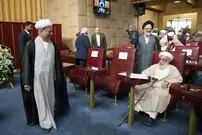عکس/ سلامِ آیت الله هاشمی به آیت الله جنتی