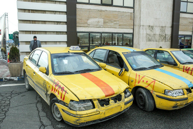 نوسازی تاکسی‌های فرسوده در ایستگاه بی پولی!