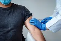 تزریق دُز چهارم و پنجم برای کدام گروه مجاز است؟!