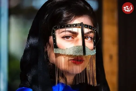 عکس| سفر زمان؛ «انیس» (سریال سوجان) در 24 سالگی در یک باغ موز در چابهار