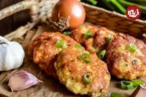 با سینه مرغ این کوکو ساده و خوشمزه را درست کنید!