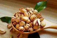 (عکس) پسته کرایه‌ای برای عکس سفره هفت سین موجود است!