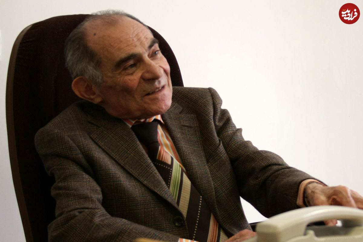 محمدرضا باطنی؛ استادی که اجازه می‌داد غلط بنویسیم