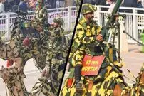 تصویری عجیب از رزمایش نظامی؛ شتر مجهز به خمپاره‌ انداز!