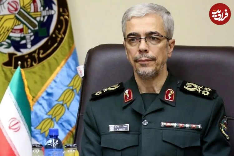 عکس؛ سفر در زمان؛ «سرلشکر رشید و سرلشکر باقری» در یک دیدار رسمی؛ دهه 90