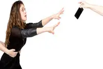 چرا از نداشتن تلفن همراه می‌ترسید؟