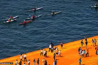 تصاویر/ تجربه قدم زدن روی آب