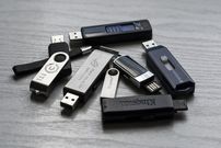 فهرست قیمت پرفروش‌ترین فلش‌های ۱۲۸ گیگابایتی