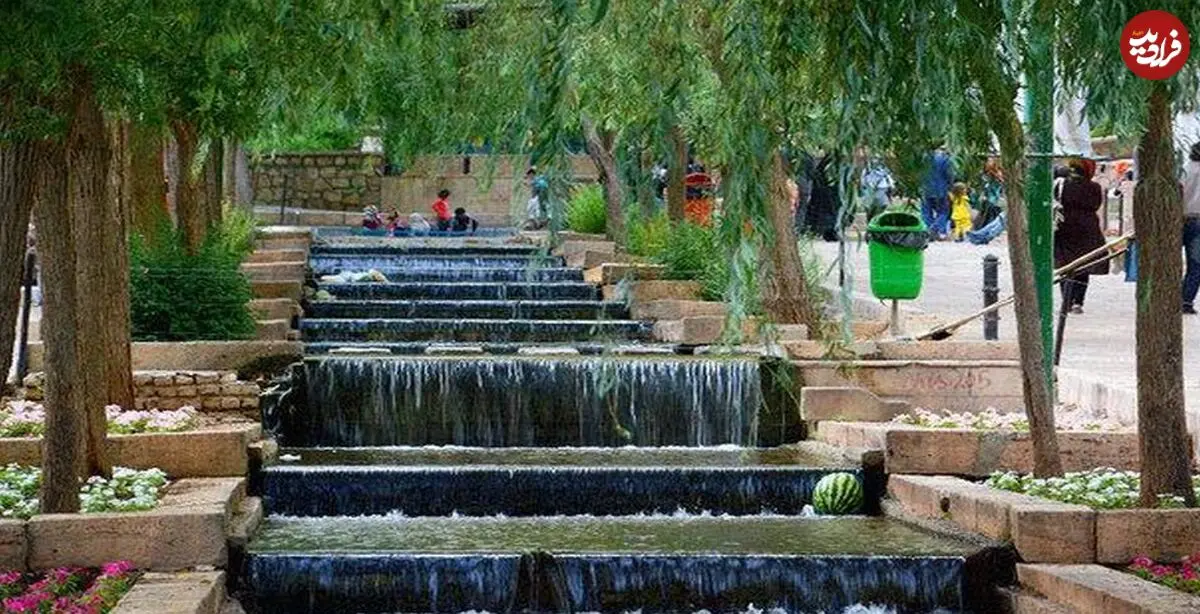 با جاهای دیدنی محلات آشنا شوید
