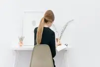 ۵ نشانه که خیلی به خودتان سخت می‌گیرید