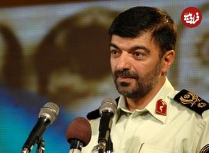عکس؛ سفر در زمان؛ «احمدرضا رادان در مراسم ختم همسر دومین فرمانده نیروی انتظامی»؛ سال 1402