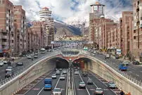 (عکس) این بنر تبلیغاتی در تهران و در ساعات گذشته خیلی دیده شده است