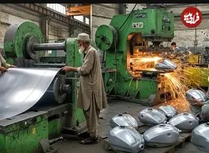 ببینید| مراحل دیدنی تولید انبوه باک سوخت موتورسیکلت در پاکستان