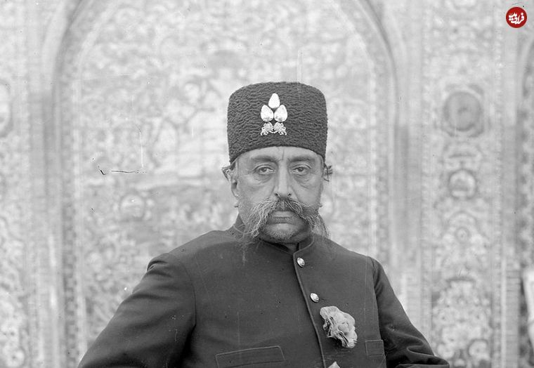 تصاویر؛ سفر به عصر قاجار؛ از «مظفرالدین شاه با شاخۀ گل» تا «کشاورزان مازندرانی در شالیزار»