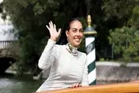 (ویدئو) ذوق زدگی دختران عربستانی از دیدن همسر رونالدو