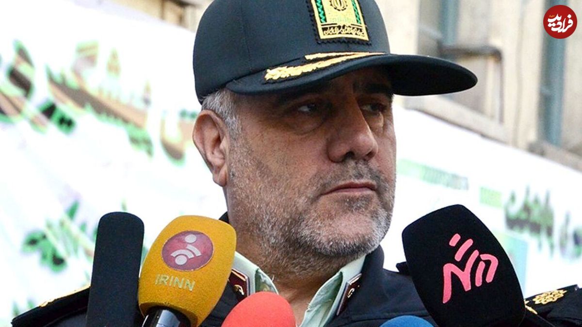 برخورد پلیس با فروشندگان لباسهای نامتعارف