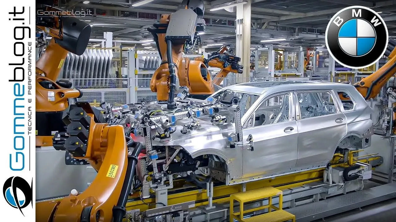 (ویدئو) فرآیند حیرت انگیز تولید خودروهای لوکس بی ام و توسط ربات ها