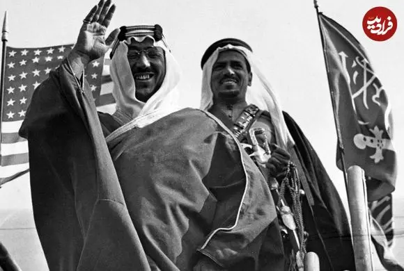 عکس| سفر در زمان؛ «محمدرضا پهلوی» در چادر «ملک سعود، پادشاه عربستان»؛ سال 1335