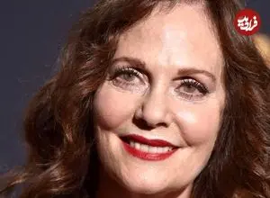 عکس| سفر در زمان؛ «لزلی آن وارن» در سی و پنجمین دوره گلدن گلوب؛ سال 1356