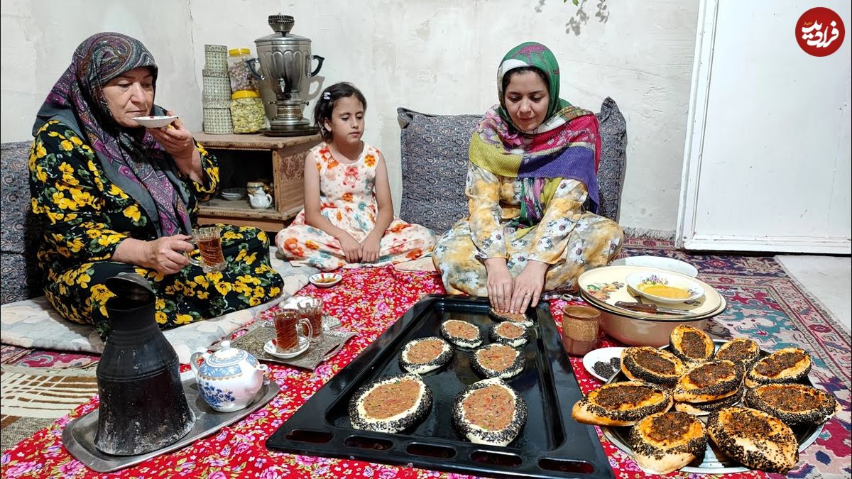 ببینید؛ غذای روستایی در ایران؛ پخت نان ترکی پیده