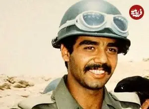 عکس| سفر در زمان؛ «عدی پسر صدام حسین» در حال رای دادن در انتخابات پارلمانی در بغداد؛ سال 1379