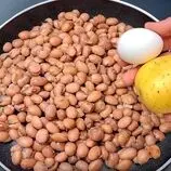 ببینید| طرز تهیه یک غذای ساده و بدون گوشت با لوبیا چیتی