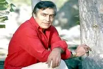 عکس| سفر زمان؛ چهرۀ «فردین» 34 ساله در پشت‌صحنۀ فیلم «خشم کولی»؛ سال 47