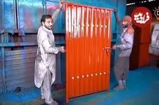 ببینید؛ مراحل دیدنی تولید درهای آهنی در کارگاهی در پاکستان