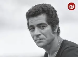 عکس| سفر زمان؛ «بهروز وثوقی» در 33 سالگی و در نمایی از فیلم رضا موتوری؛ سال 49