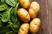 ببینید| طرز تهیه یک غذای ساده با سیب زمینی و اسفناج