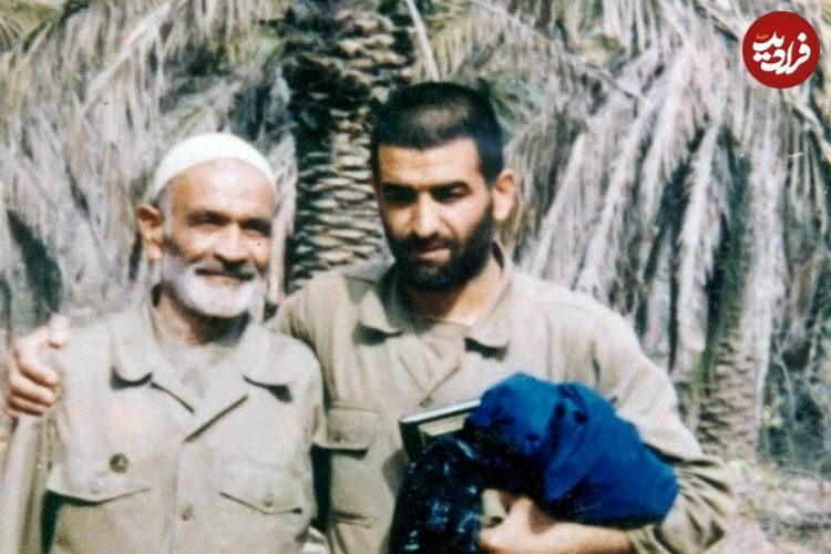 عکس؛ سفر به تاریخ؛ «شهید عباس بابایی و شهید جواد فکوری» در ملاقات با امام خمینی 