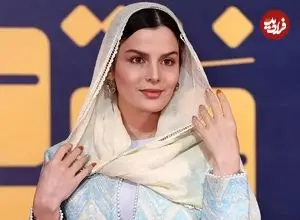 تصاویر؛ حضور پرانرژی غزاله اکرمی در اکران «بچه مردم»؛ ستاره جوان فیلم کریمی با استایلی ملیح