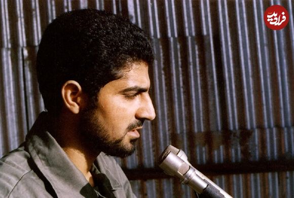 عکس| سفر در زمان؛ «لاریجانی، روحانی و رهبر انقلاب» در حال نماز خواندن بر پیکر سردار سلیمانی؛ سال 98