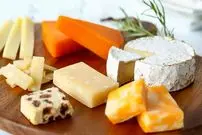  نتیجه پژوهشی تازه در ژاپن: خوردن پنیر می‌تواند خطر زوال عقل را کاهش دهد