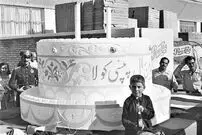 عکس| سفر به تهران قدیم؛ «افتتاح خط تولید نوشابه در کارخانه‌ پپسی کولا»؛ سال 1335