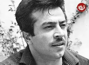 عکس| سفر در زمان؛ «ایرج قادری» در حال نواختن آکاردئون در نوجوانی؛ اواخر دهه 20