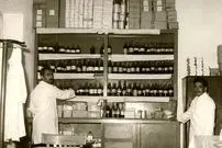 سفر در زمان؛ پنی‌سیلین فقط در یک داروخانه توزیع می‌شد؛ وقتی مشمشه جان تهرانی‌ها را می‌گرفت