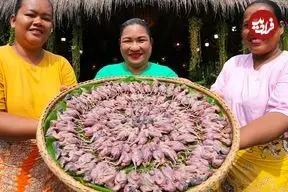 ببینید| غذای روستایی در سنگاپور؛ کباب کردن 100 بلدرچین در تنور زیر زمینی