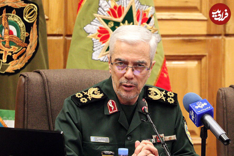 عکس؛ سفر در زمان؛ «سرلشکر باقری در کنار رحیم صفوی» در زمان جنگ؛ دهه 60