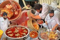 ببینید| غذای خیابانی در پاکستان؛ پخت 200 کیلو کله پاچه برای صبحانه در لاهور