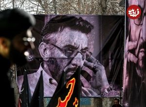 عکس| سفر زمان؛ «سید مجتبی خامنه‌ای، فرزند رهبر انقلاب» در مراسم ترحیم کارگردان سریال «یوسف پیامبر»