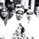 عکس| سفر زمان؛ زنان ناصرالدین شاه با مهمان خارجی‌شان در حیاط قصر