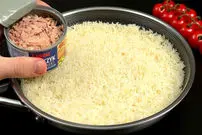 ببینید| طرز تهیه یک غذای جدید با برنج، گوجه و تن ماهی